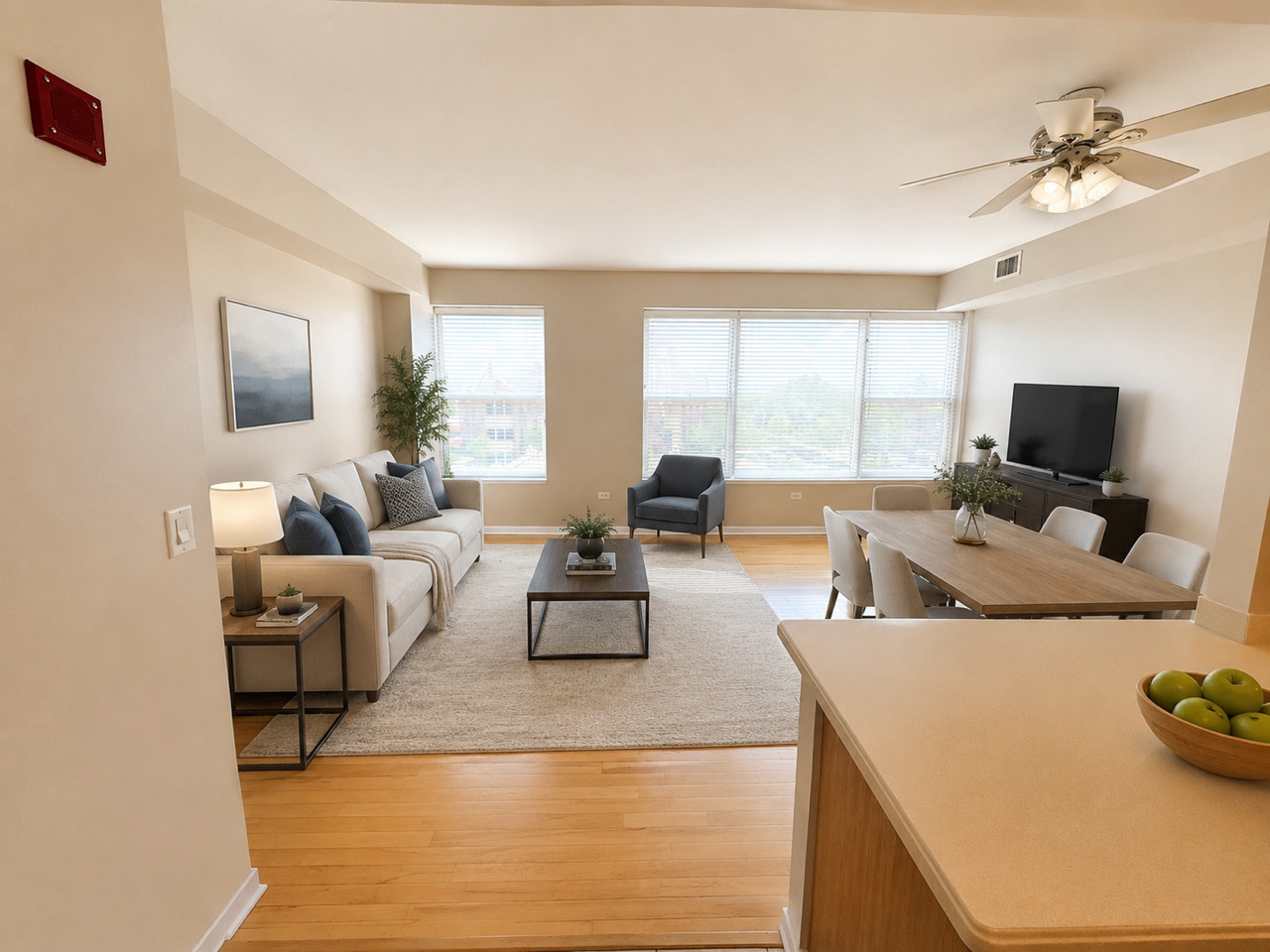 77 S Evergreen Avenue 407 Property Photo 4