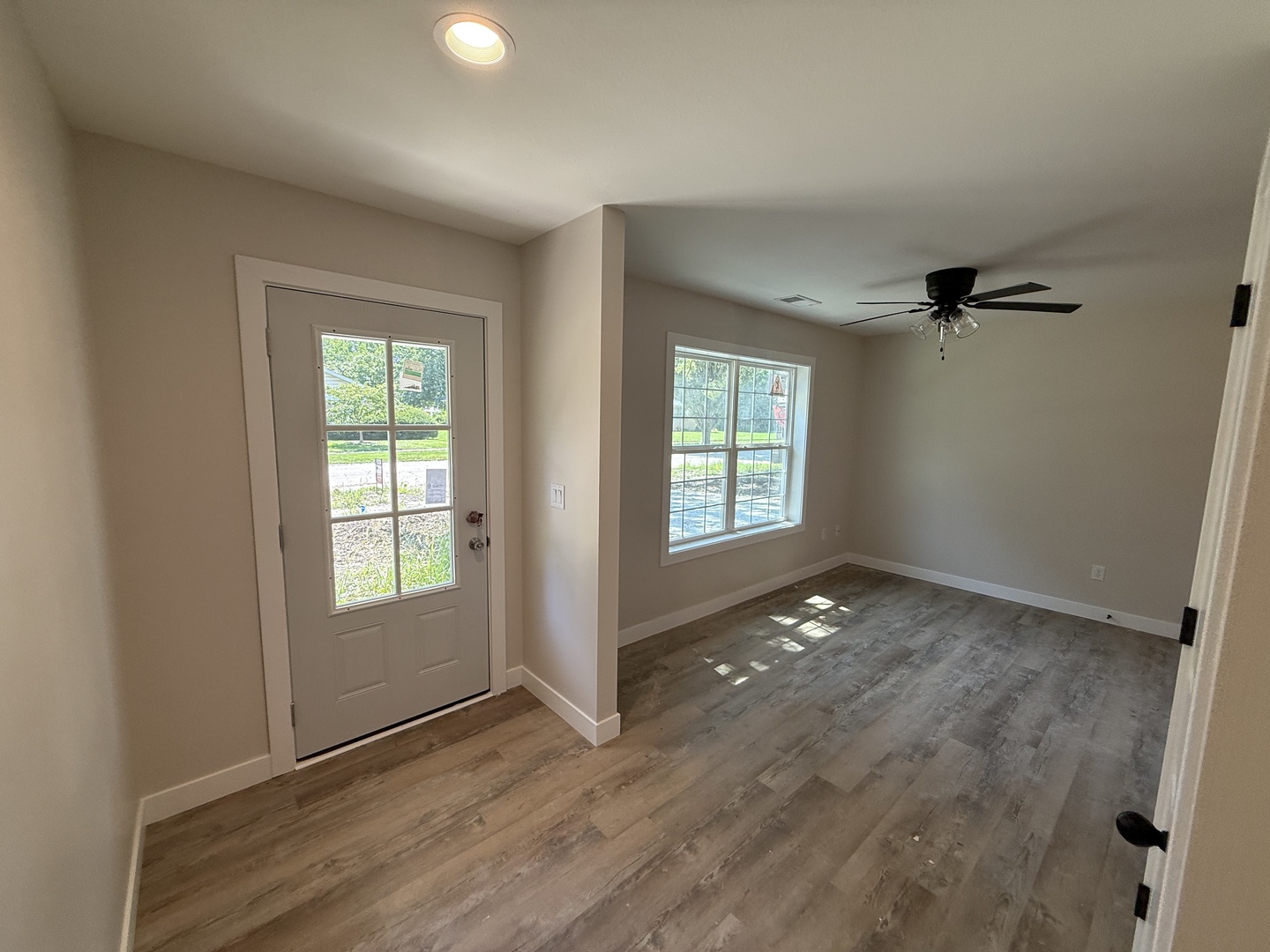 1106 Mitchem Drive Property Photo 4