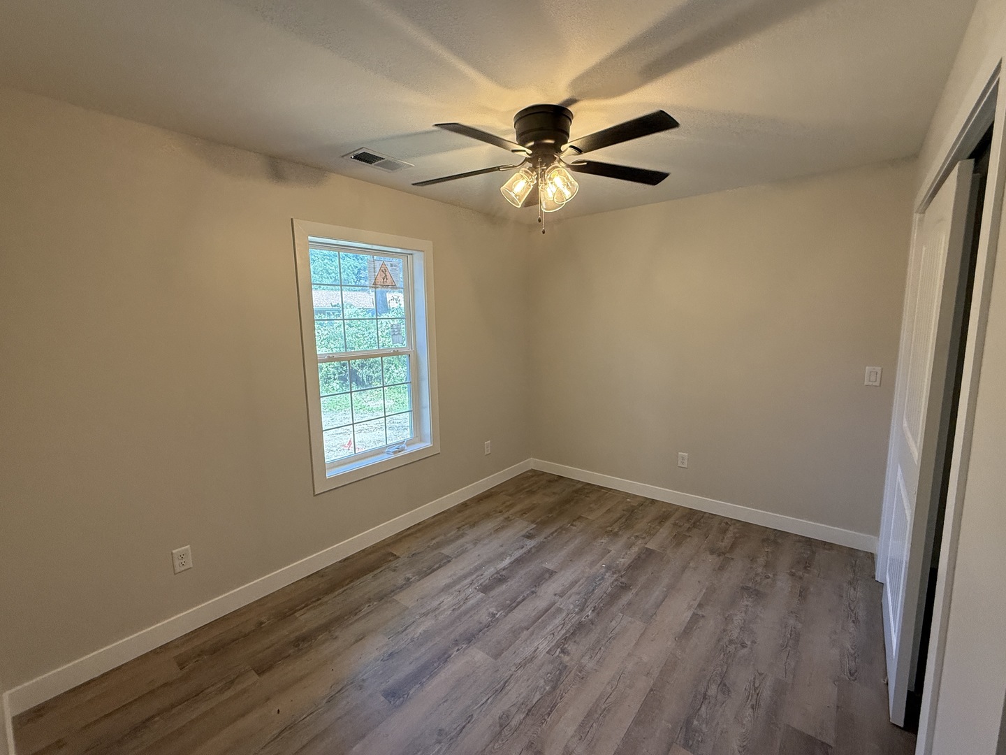 1106 Mitchem Drive Property Photo 10