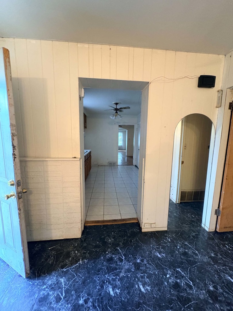 10775 S Peoria Street Property Photo 7