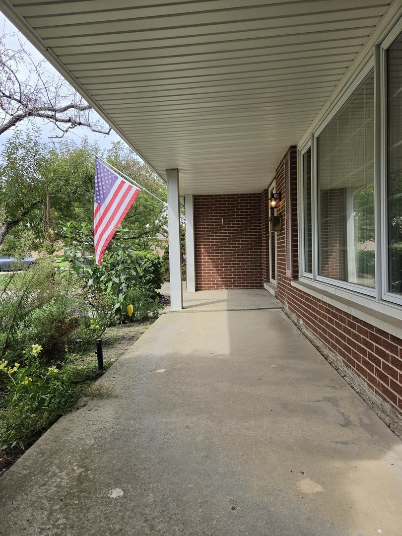 3235 N Volz Drive Property Photo 12