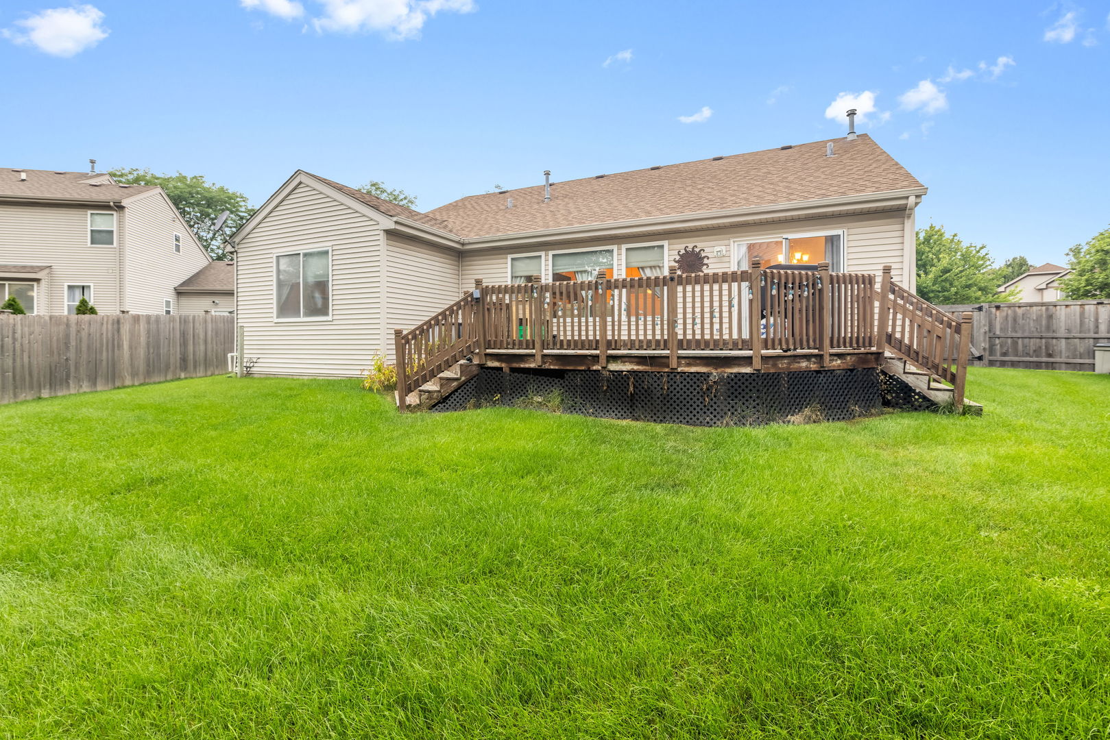 7004 Nathan Lane Property Photo 16