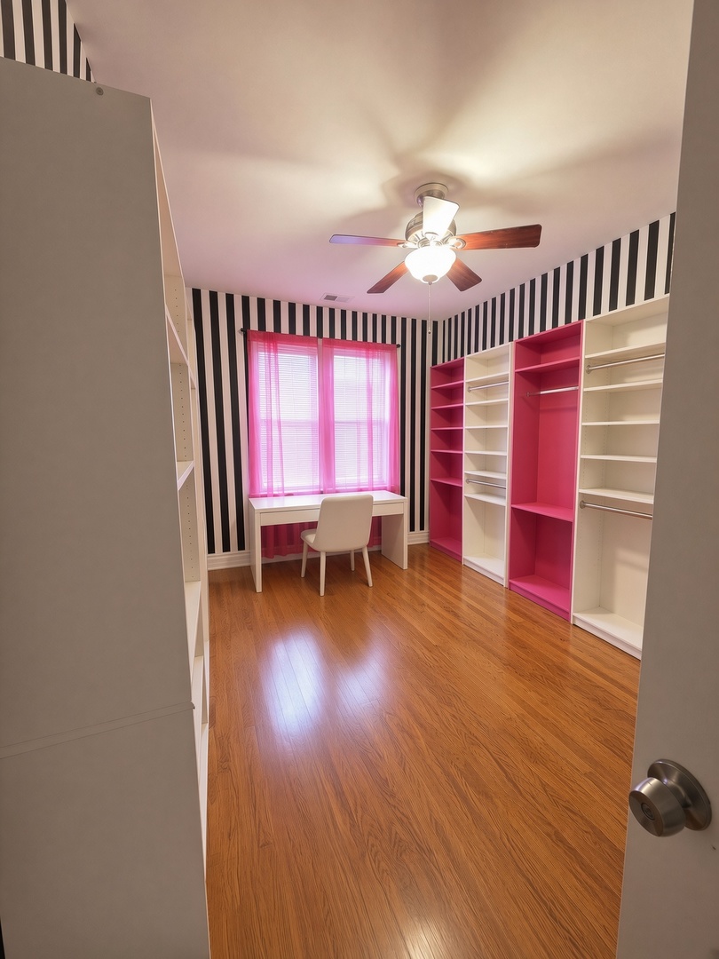 48 N Menard Avenue B-3 Property Photo 7