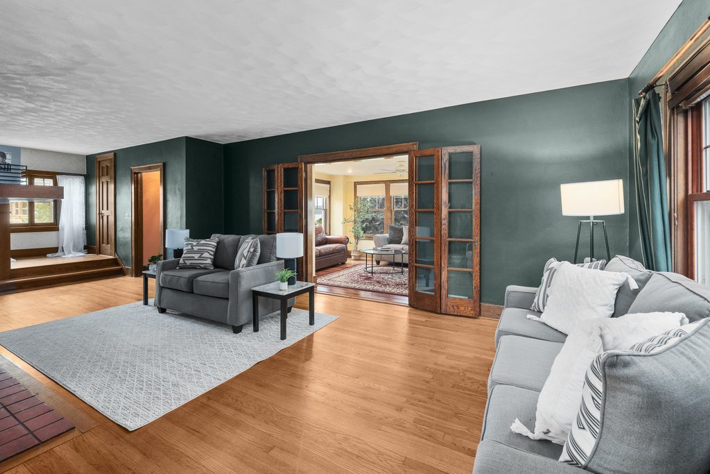 718 River Drive Property Photo 12