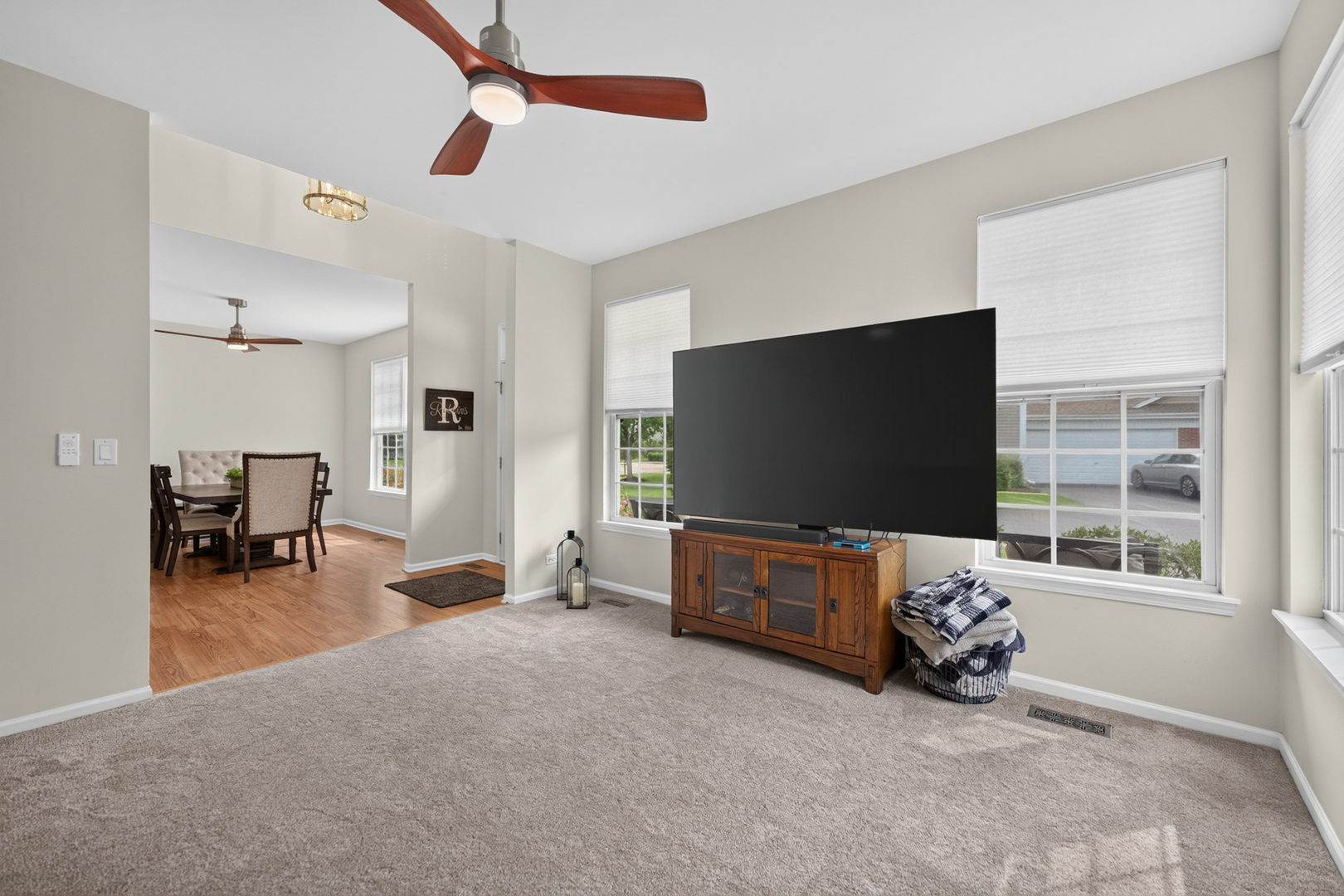 210 Brompton Lane A Property Photo 6