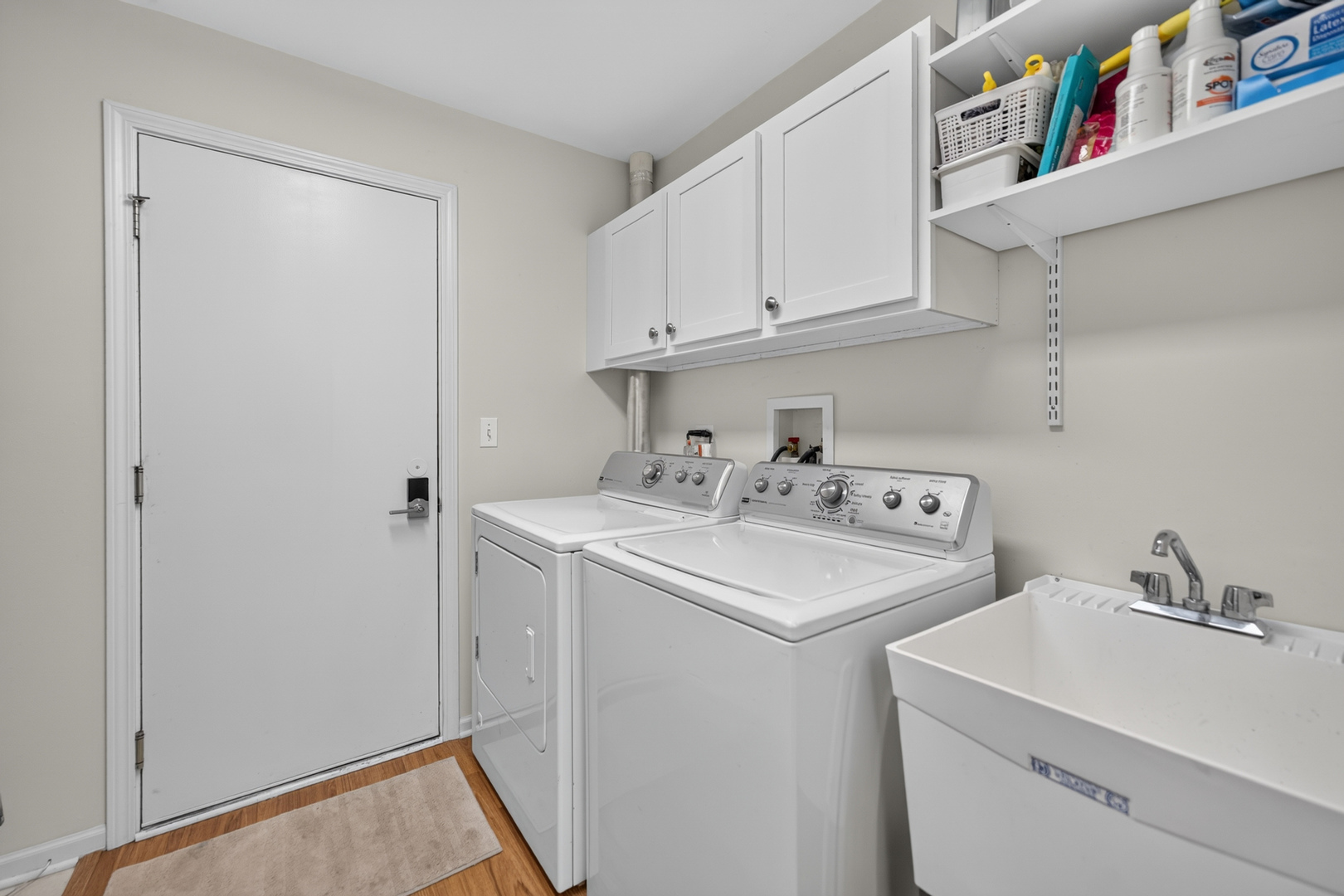 210 Brompton Lane A Property Photo 17