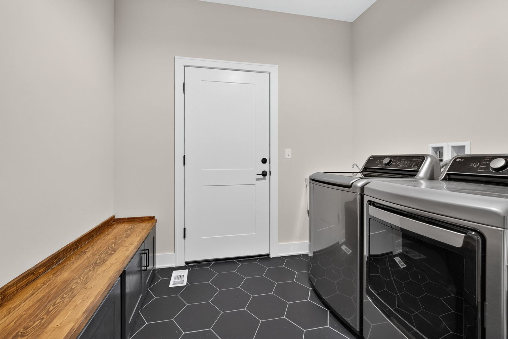 205 Wesley Drive Property Photo 25
