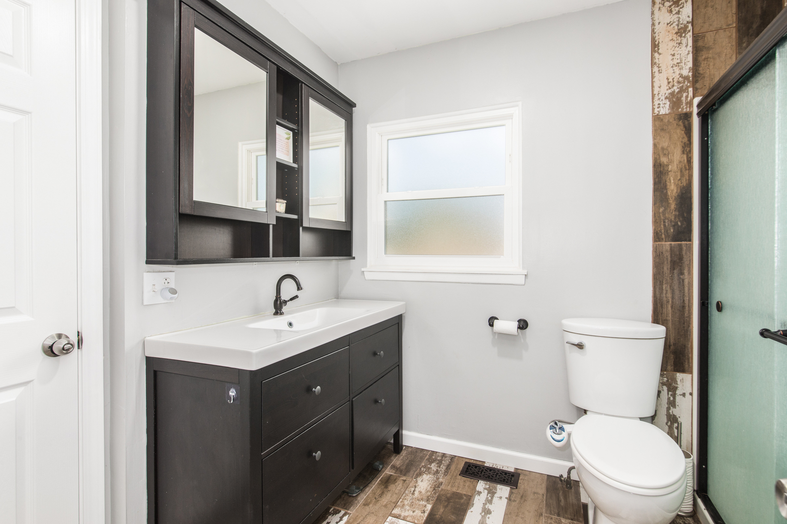 1012 Martha Street Property Photo 16