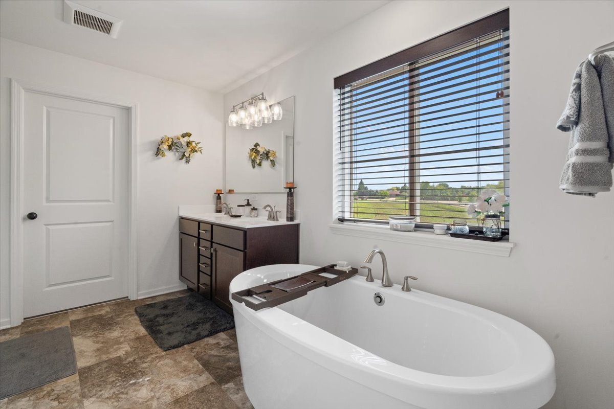 28609 Augusta Lane Property Photo 17