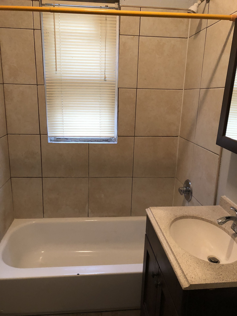 10531 S Corliss Avenue Property Photo 6
