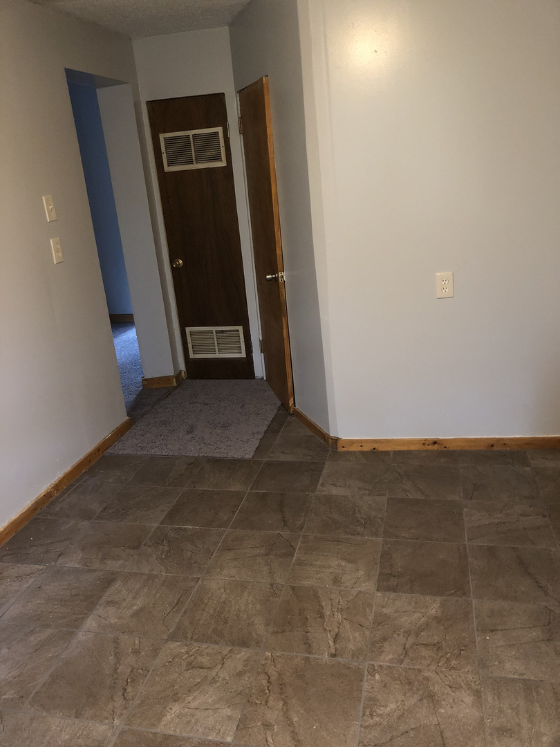 10531 S Corliss Avenue Property Photo 16