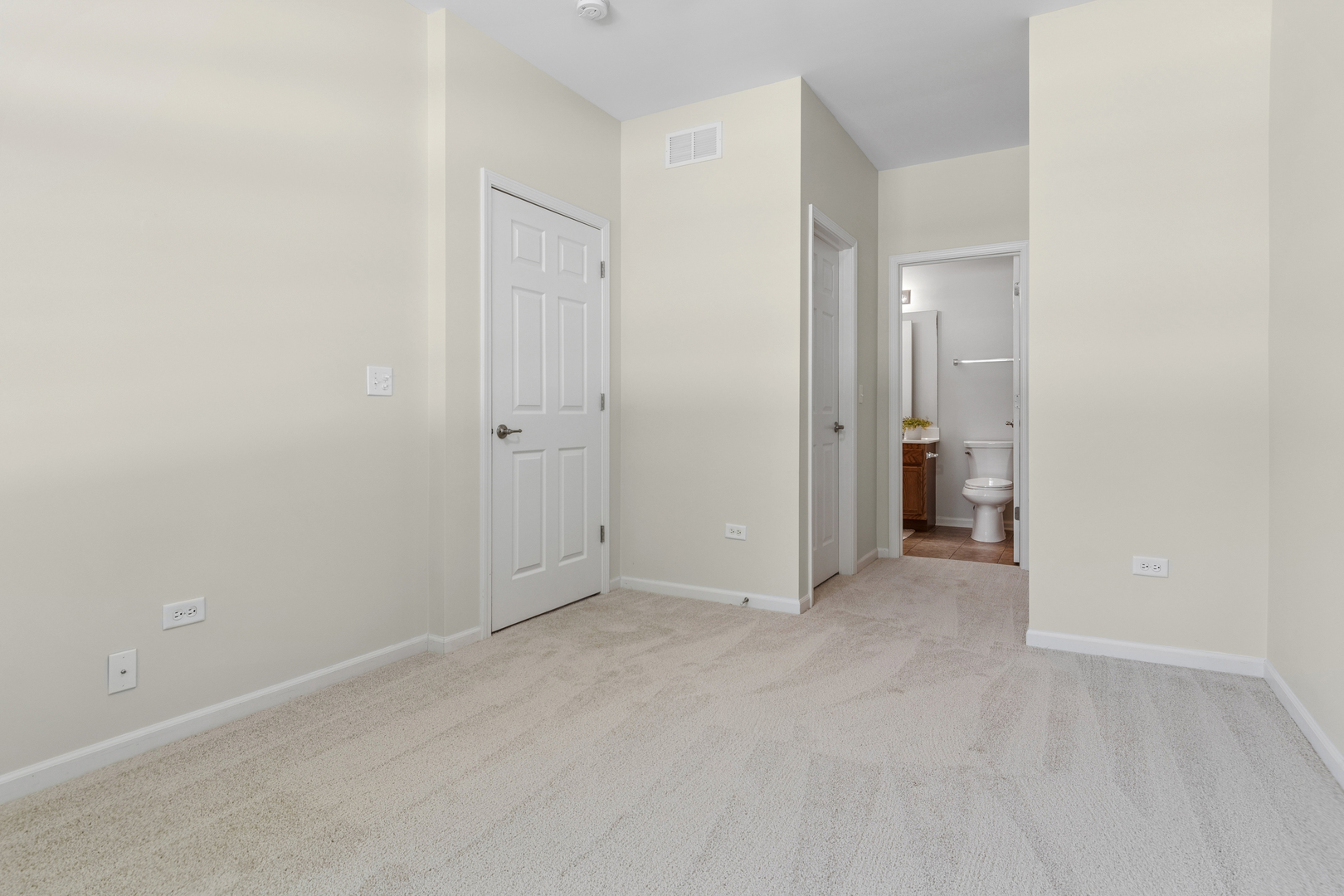 2703 Northmoor Drive Property Photo 17