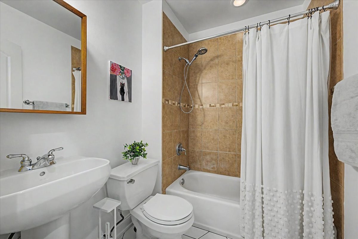 2739 W Thomas Street 2 Property Photo 11