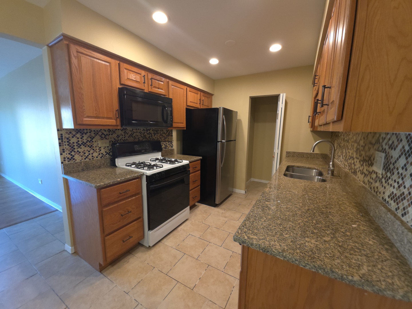 1665 Coach Drive 201 Property Photo 4