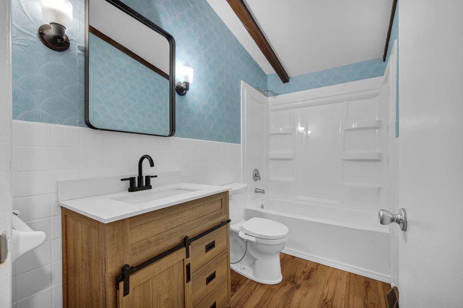 5115 N Graceland Drive Property Photo 7