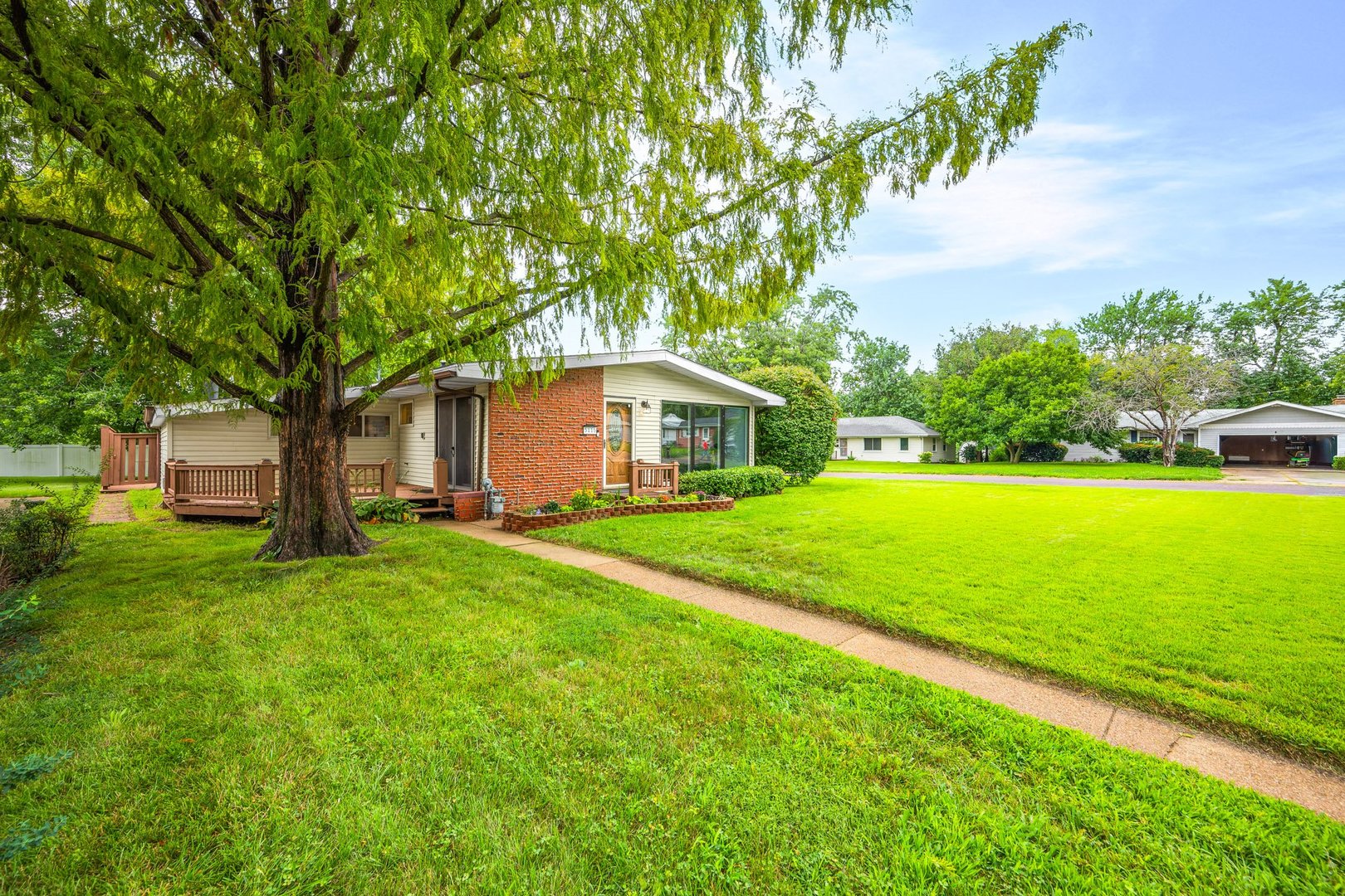 5115 N Graceland Drive Property Photo 20