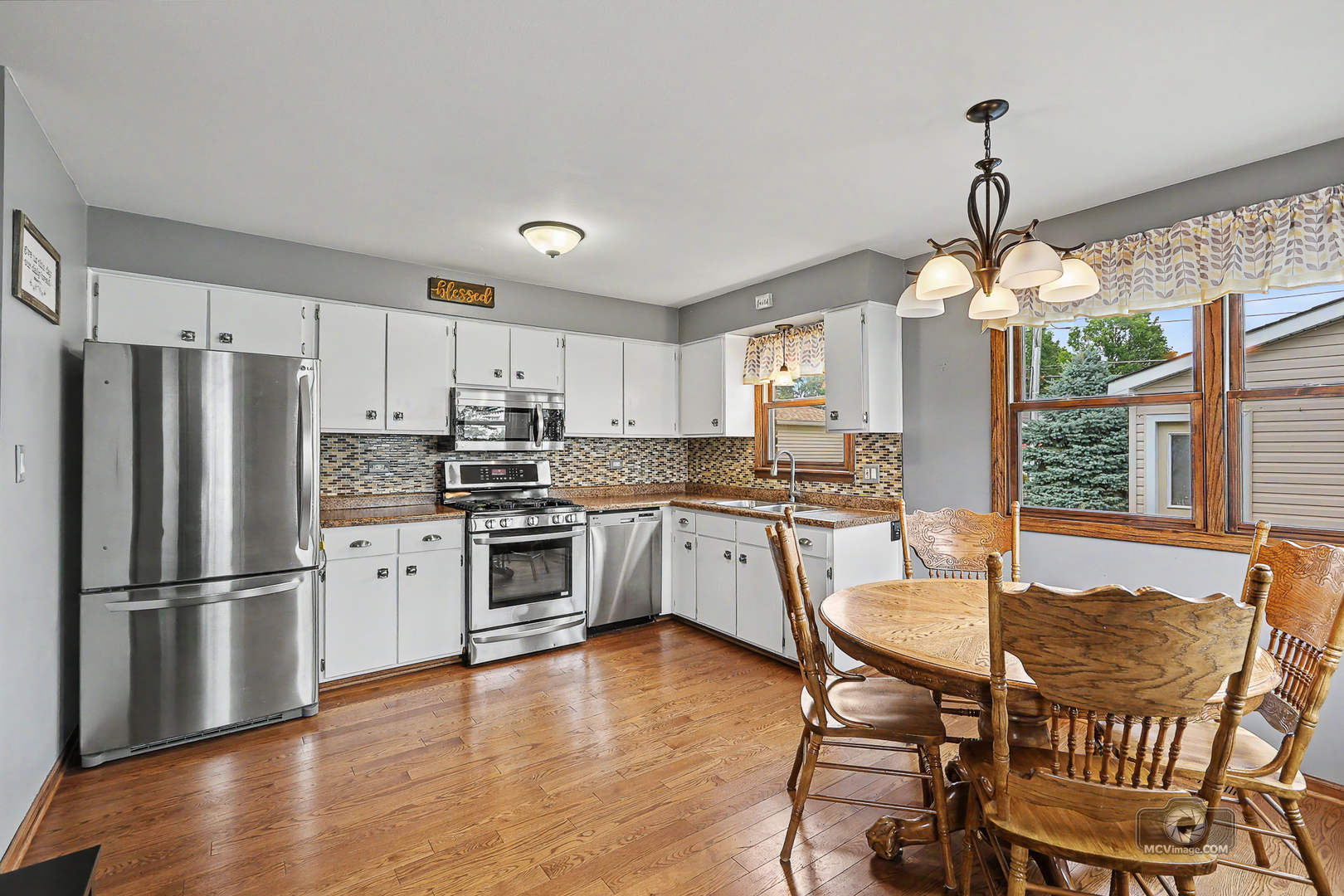 12855 Crestbrook Court Property Photo 7