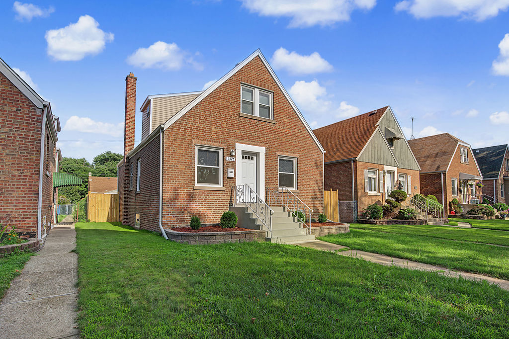 11325 S Avenue H Property Photo 1