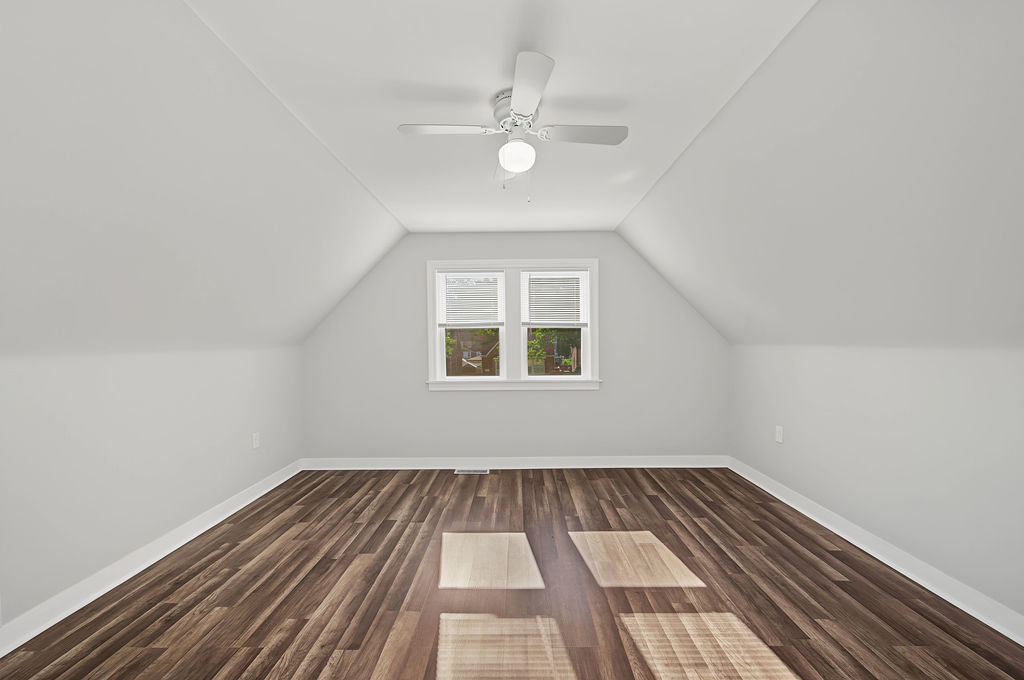 11325 S Avenue H Property Photo 18