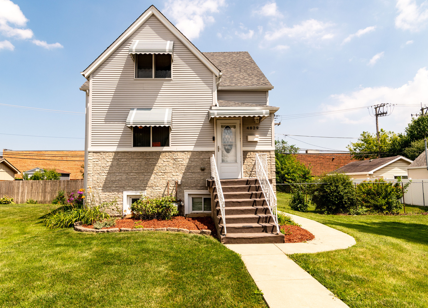 4829 Forster Avenue Property Photo 1