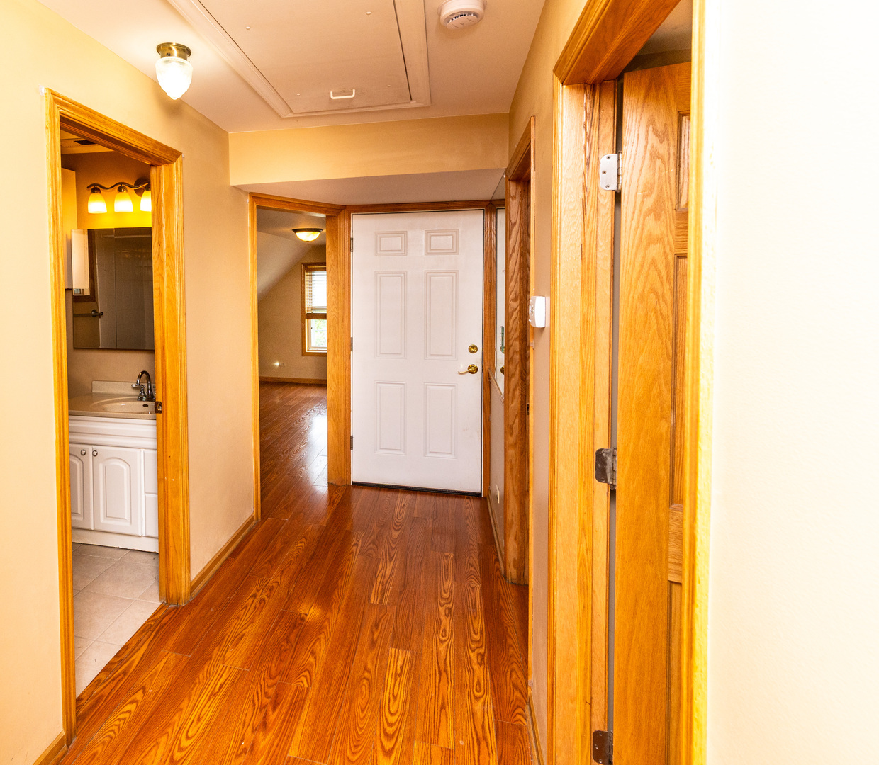 4829 Forster Avenue Property Photo 9