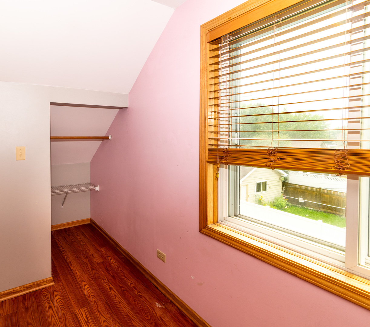 4829 Forster Avenue Property Photo 14