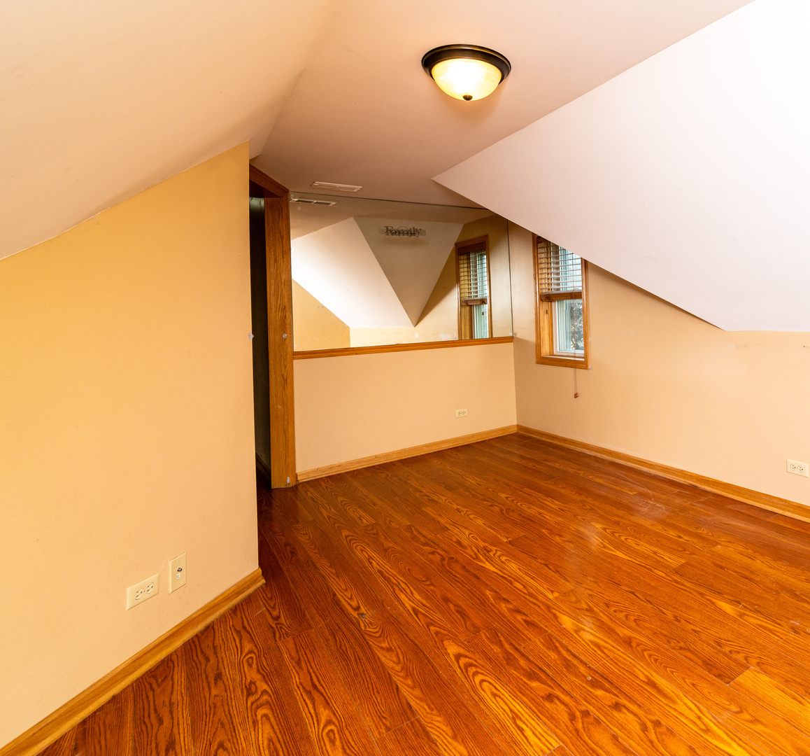 4829 Forster Avenue Property Photo 17