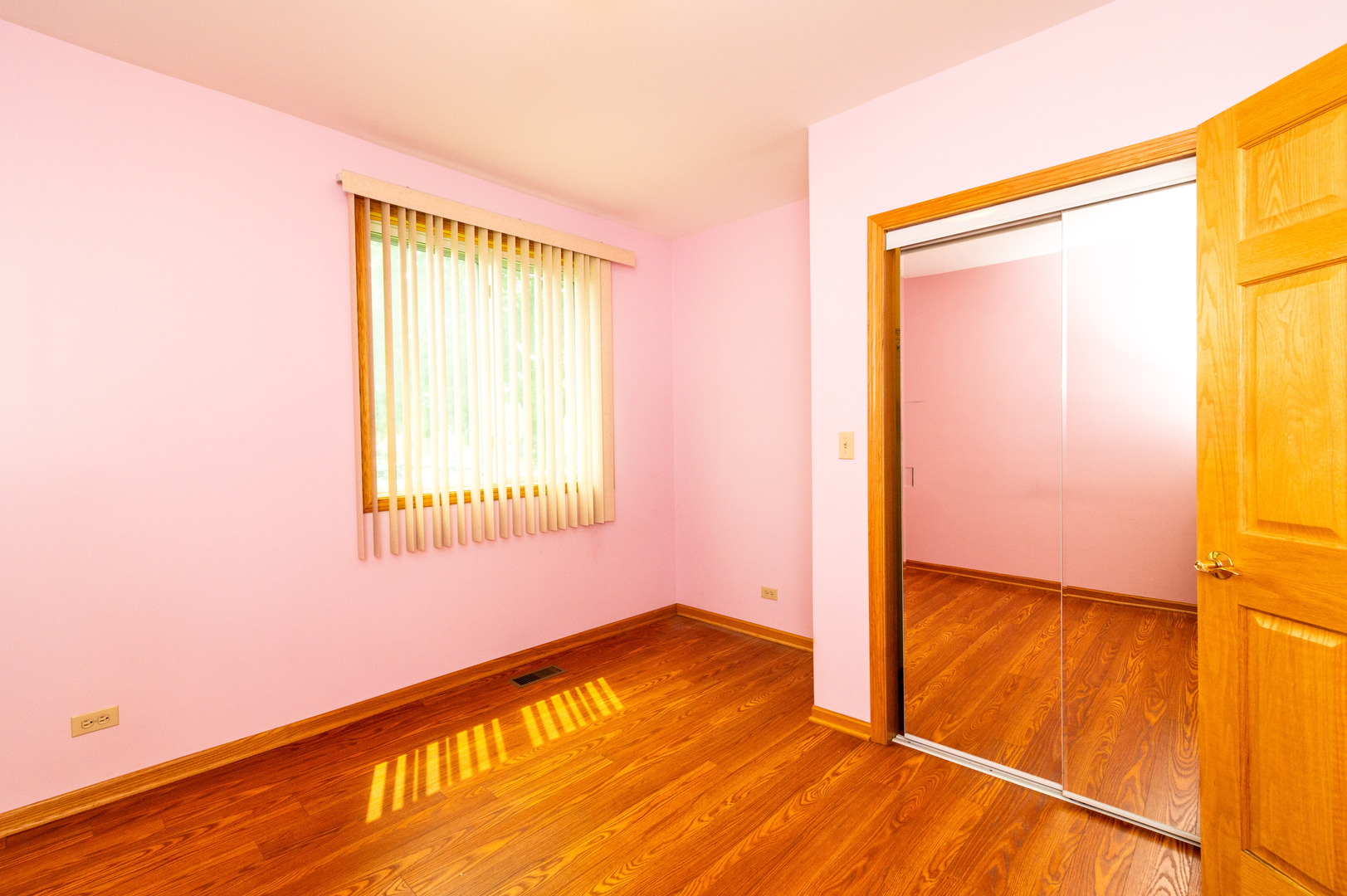 4829 Forster Avenue Property Photo 34