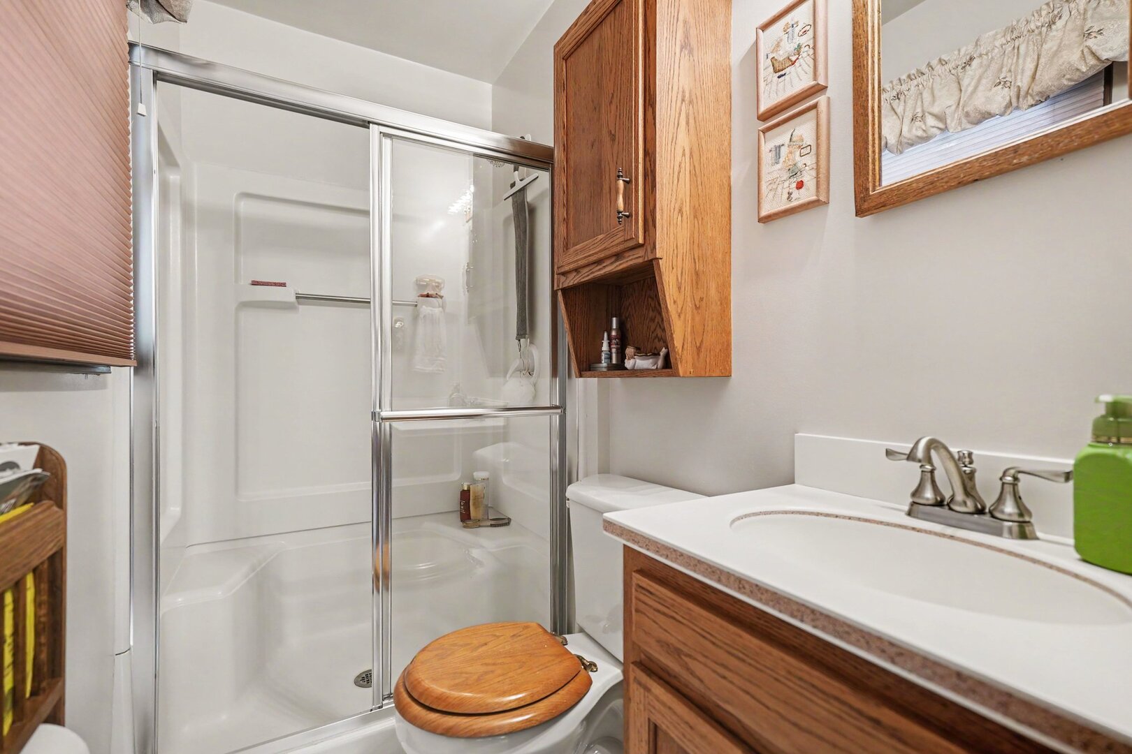 2070 Sapphire Lane Property Photo 6