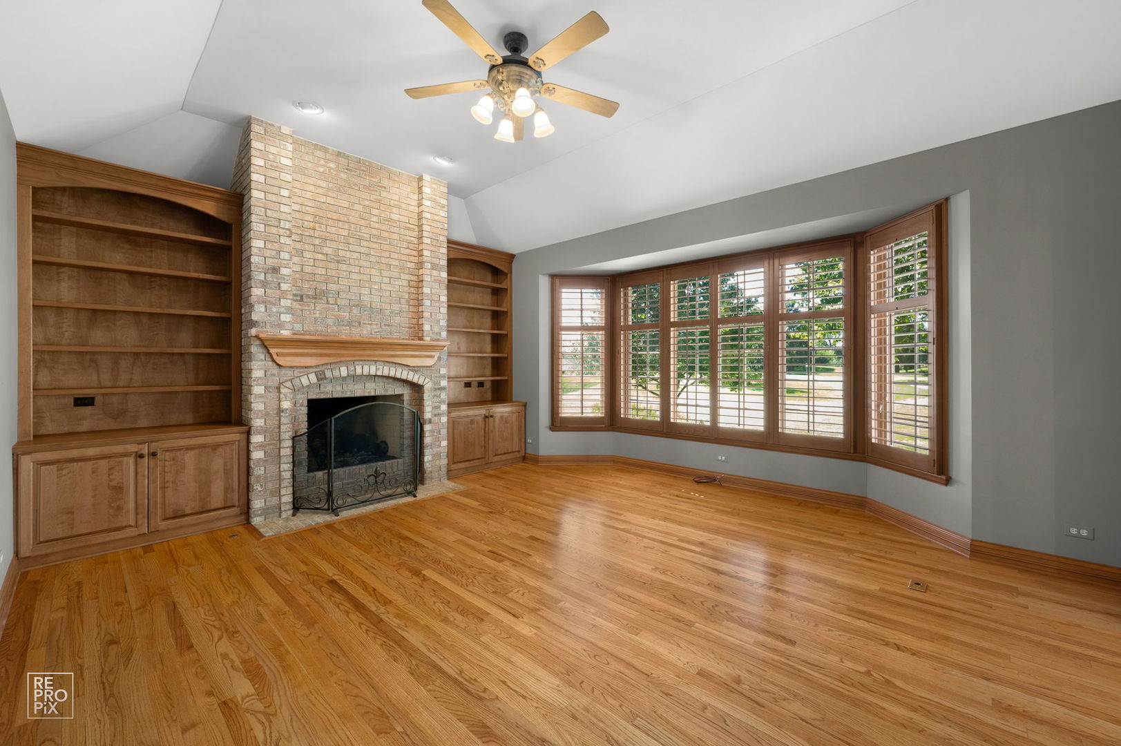 2197 Fargo Boulevard Property Photo 19