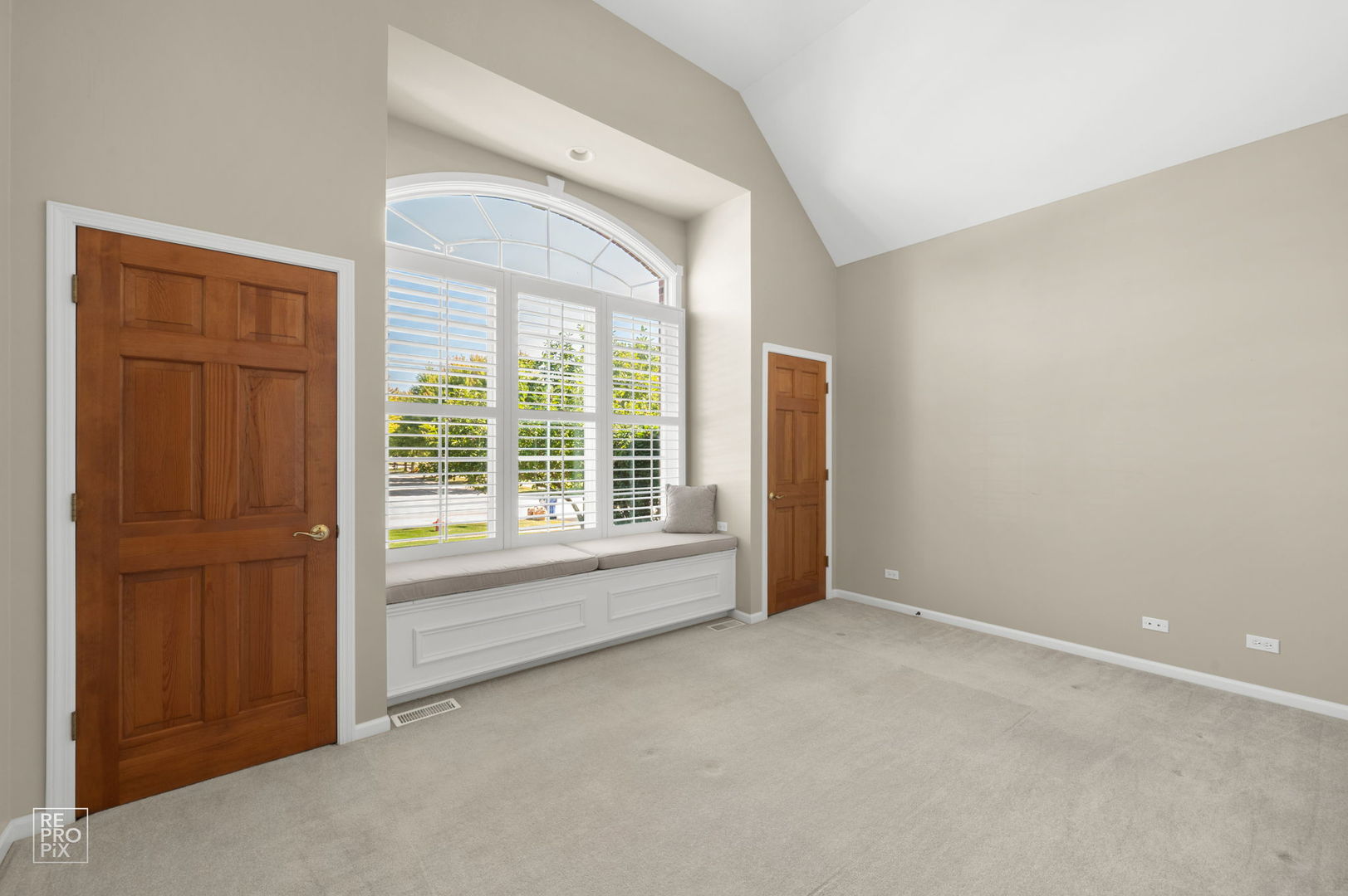 2197 Fargo Boulevard Property Photo 22