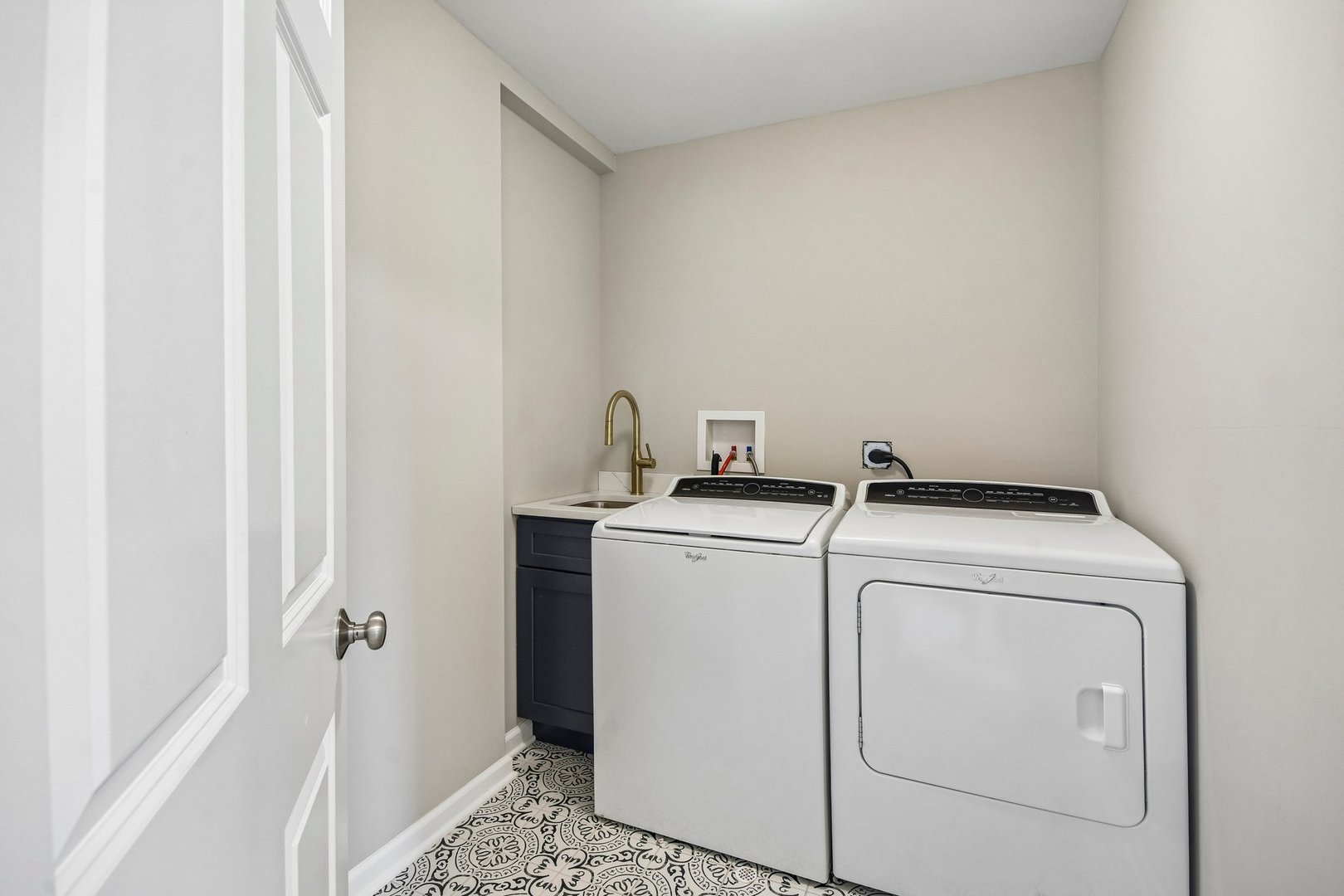 285 Bennett Drive Property Photo 22
