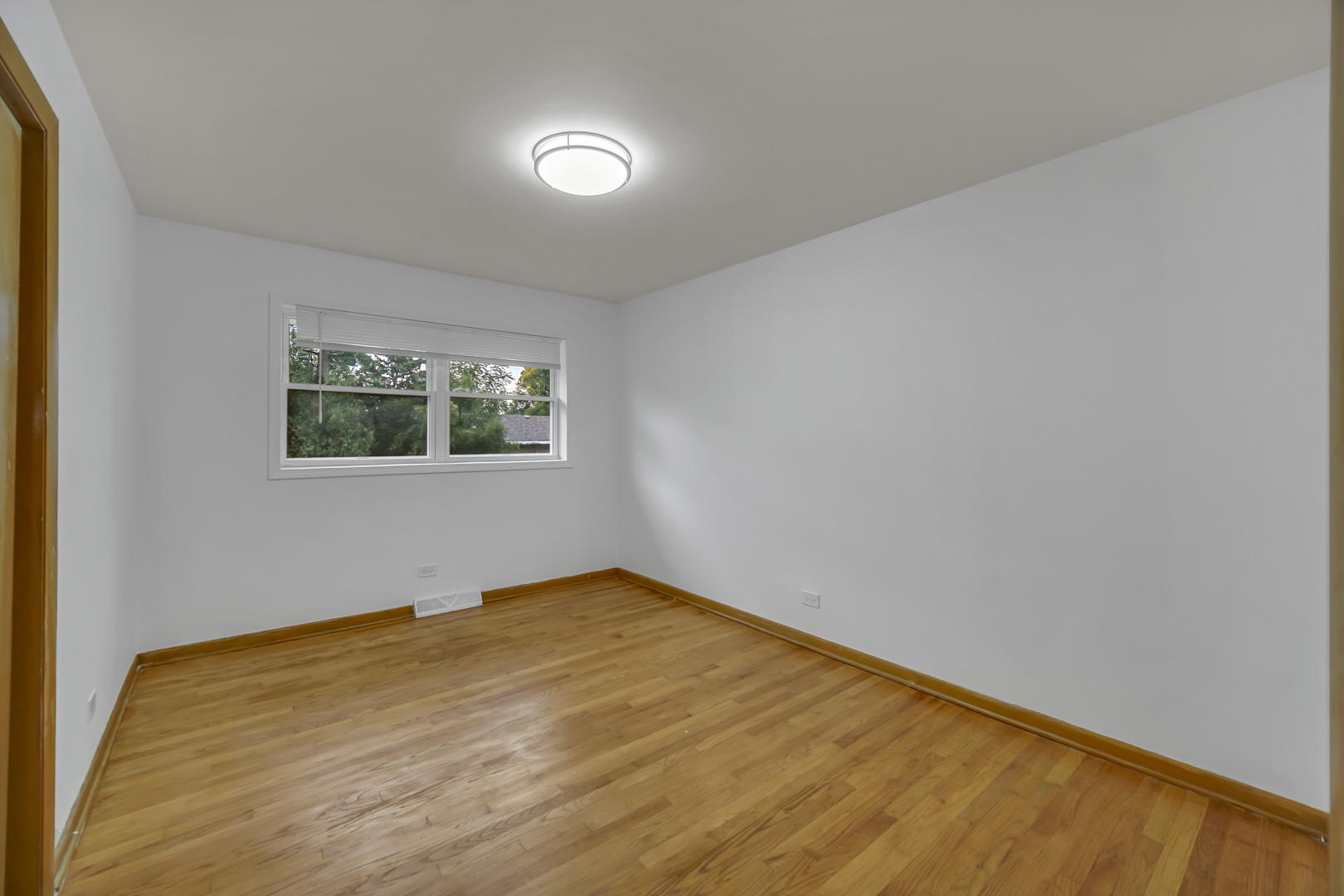 10718 S Neenah Avenue Property Photo 17