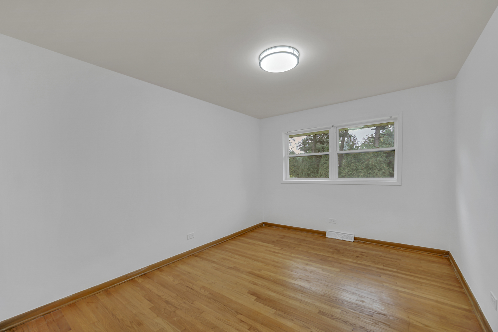 10718 S Neenah Avenue Property Photo 18