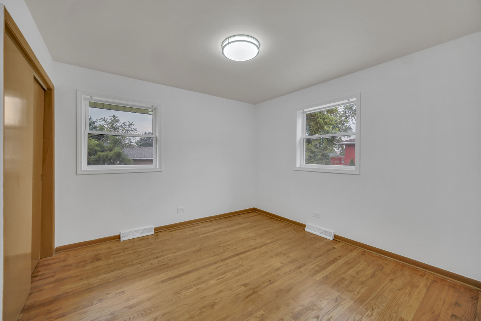 10718 S Neenah Avenue Property Photo 19