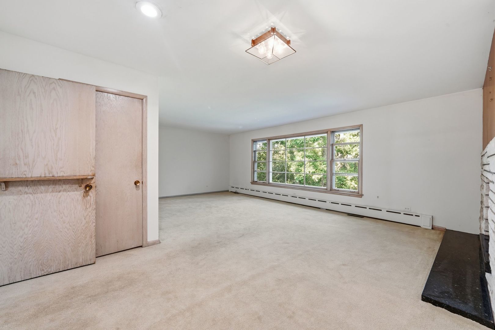 14545 Laporte Avenue Property Photo 15