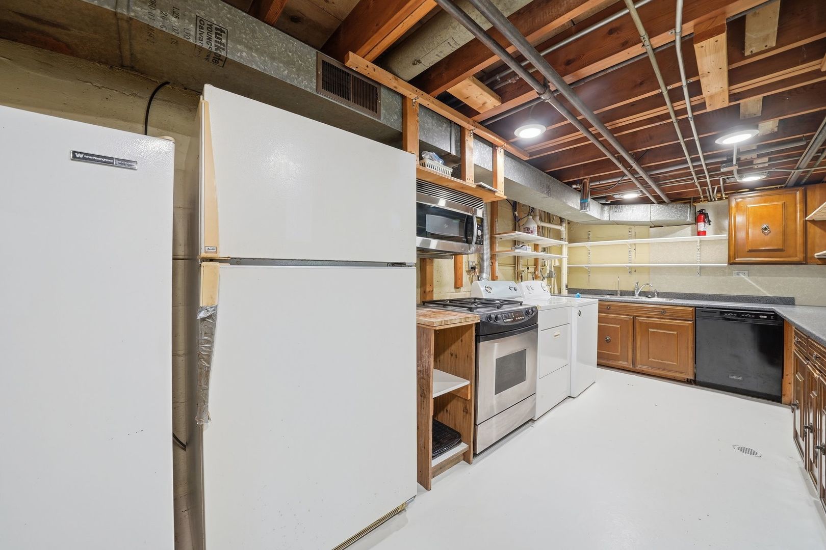 14545 Laporte Avenue Property Photo 34