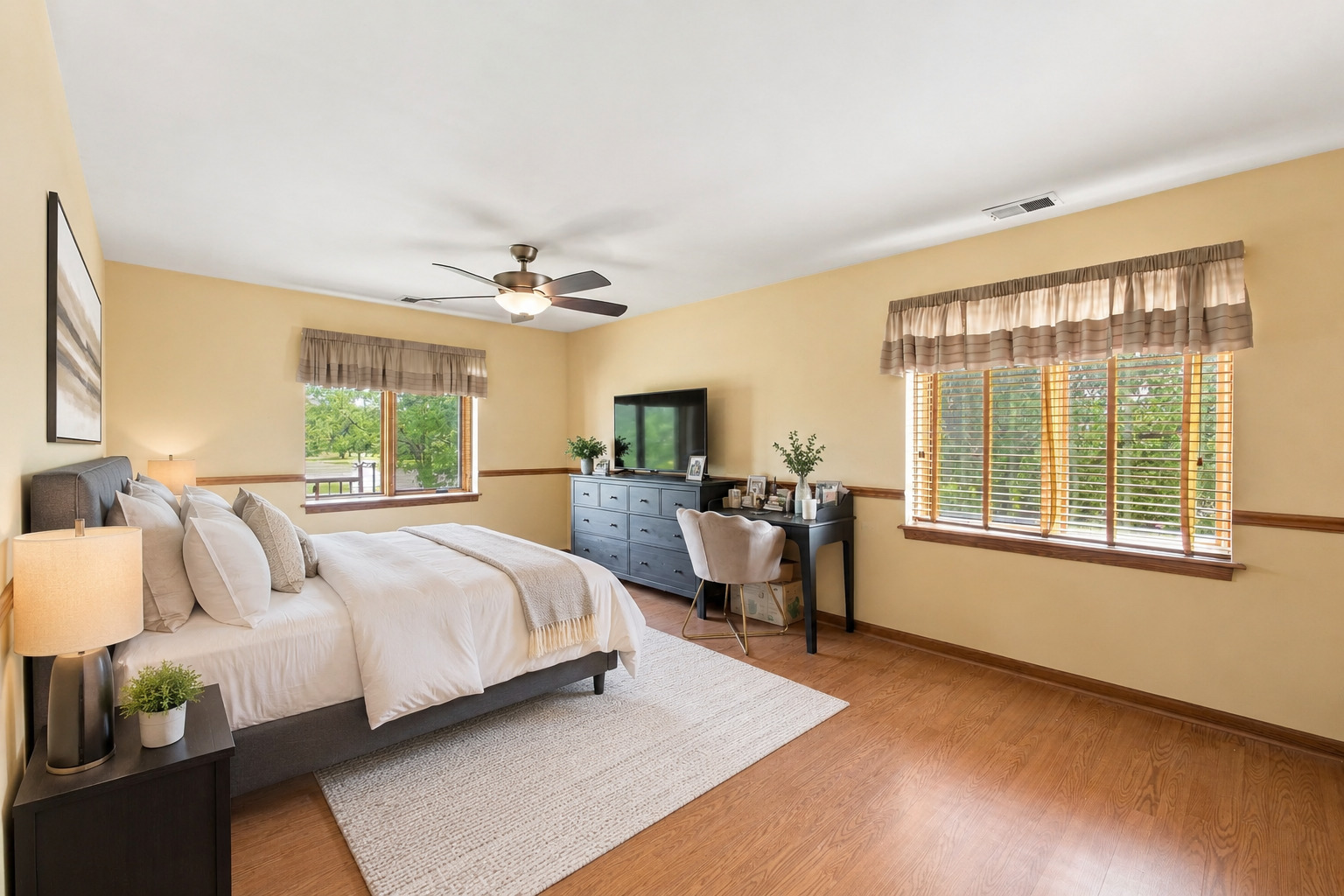 18075 Royal Oak Court 2s Property Photo 4