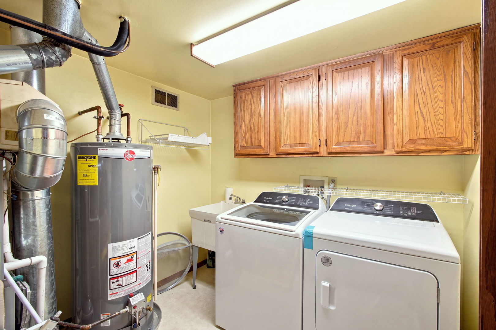 18075 Royal Oak Court 2s Property Photo 20