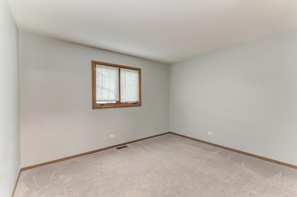 226 Manor Drive 1 Property Photo 15
