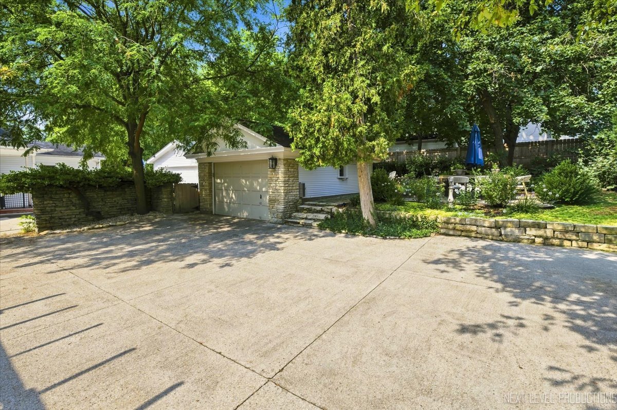 208 S 1st Street Property Photo 45