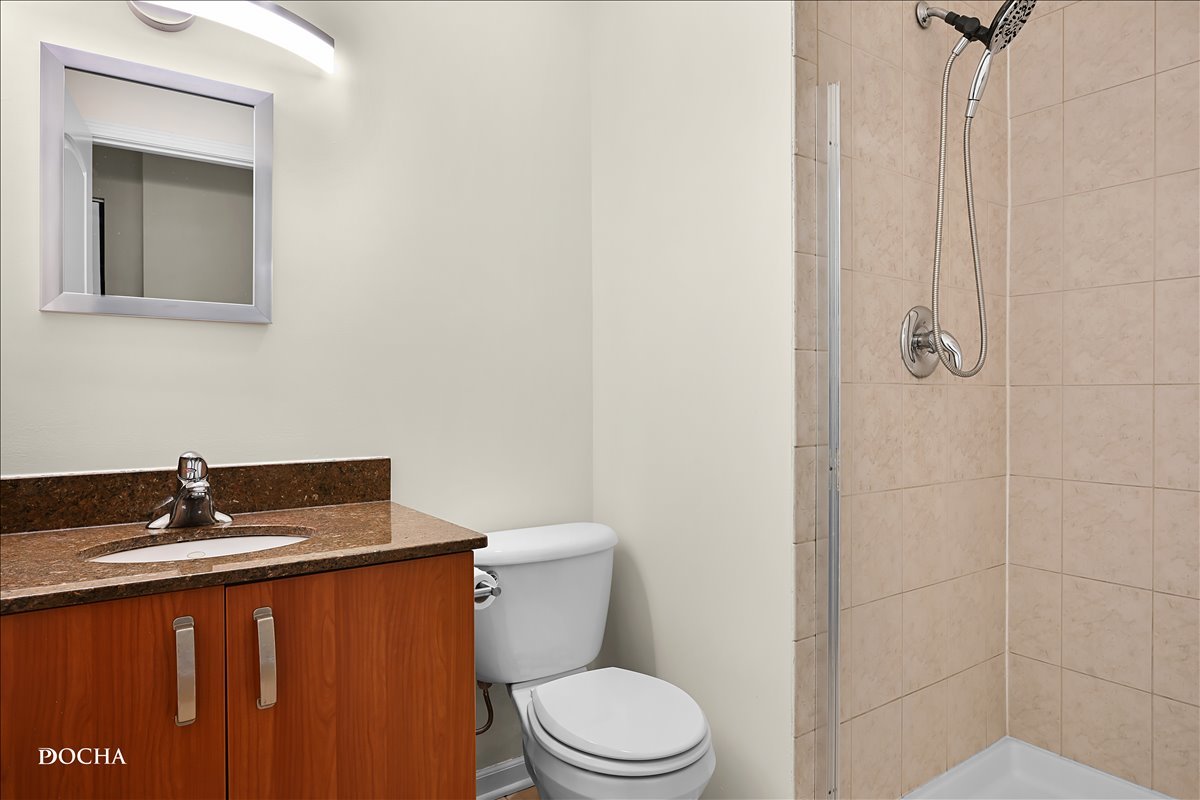 4545 S Drexel Boulevard 2a Property Photo 13