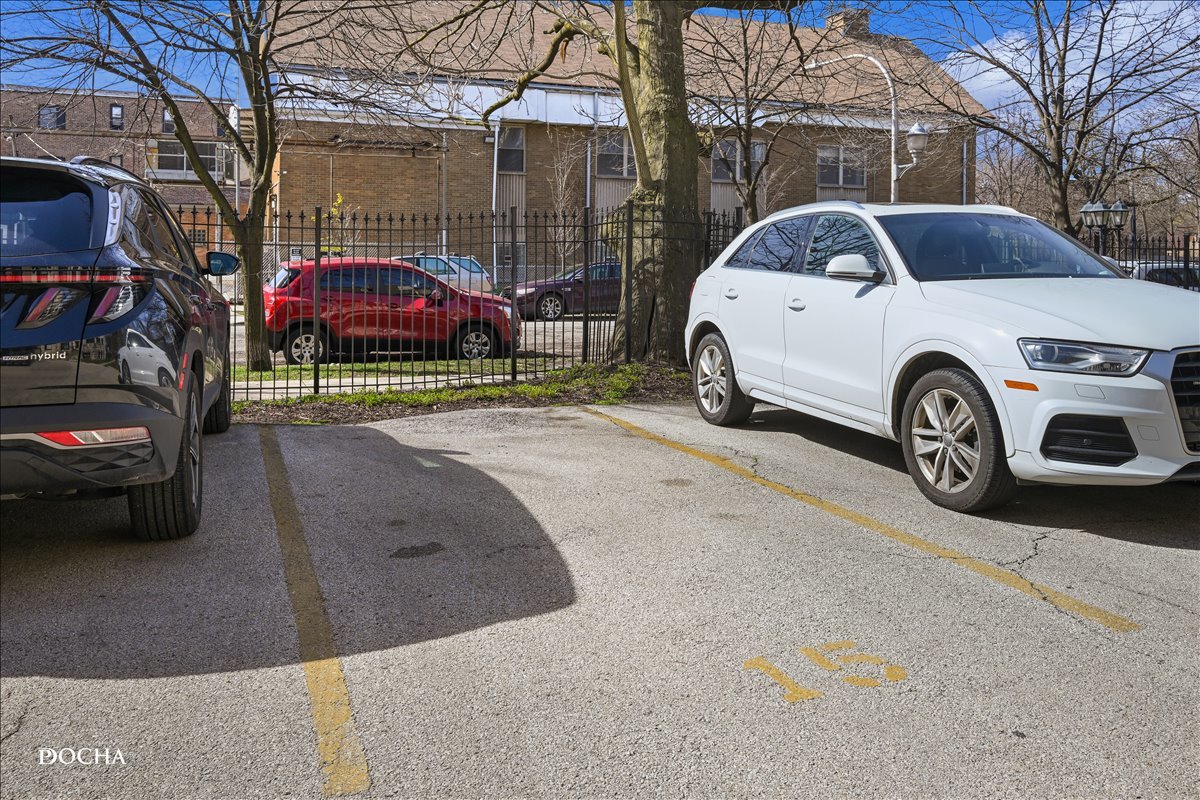 4545 S Drexel Boulevard 2a Property Photo 14