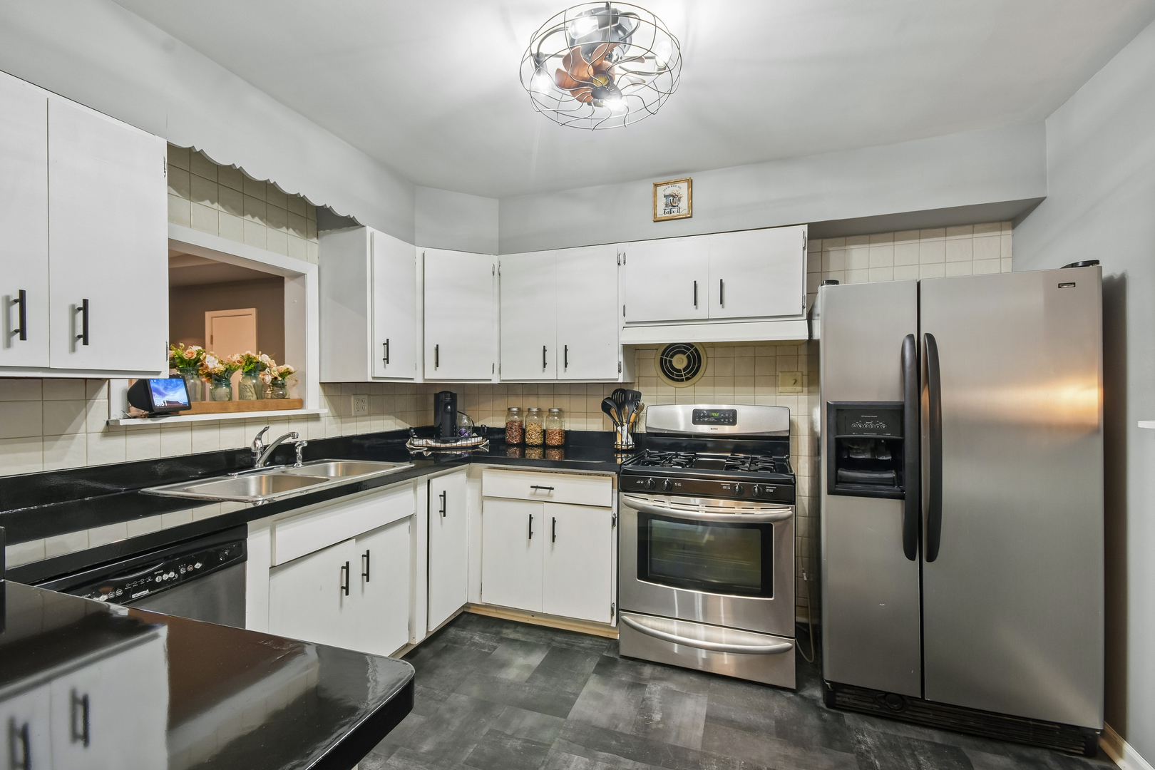 607 Wallace Avenue Property Photo 10