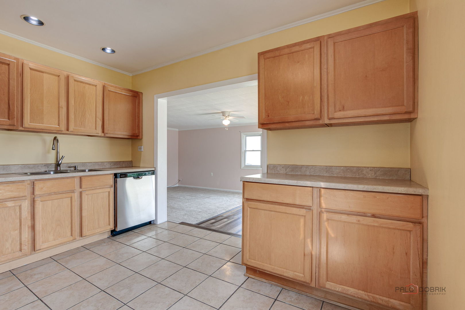 741 Franklin Avenue Property Photo 9
