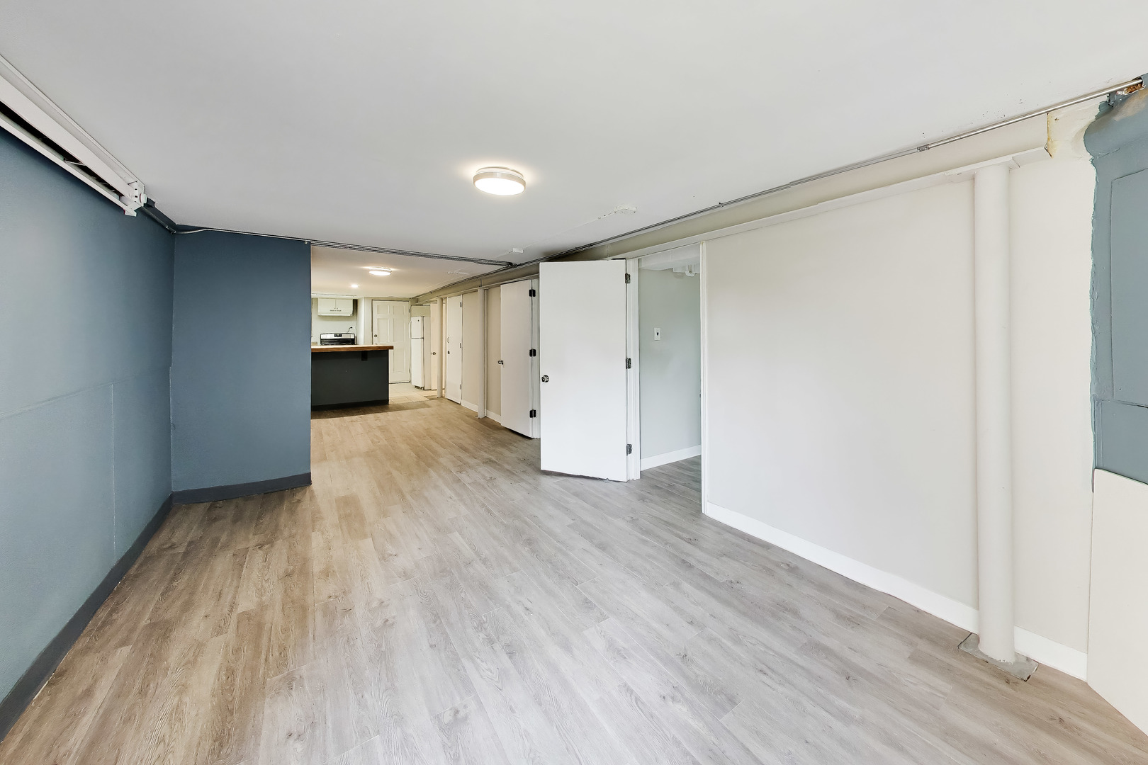 2206 N Kostner Avenue B Property Photo 8