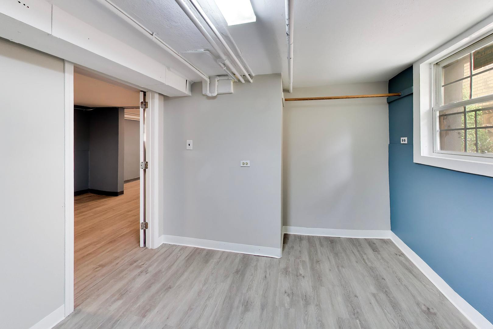 2206 N Kostner Avenue B Property Photo 18