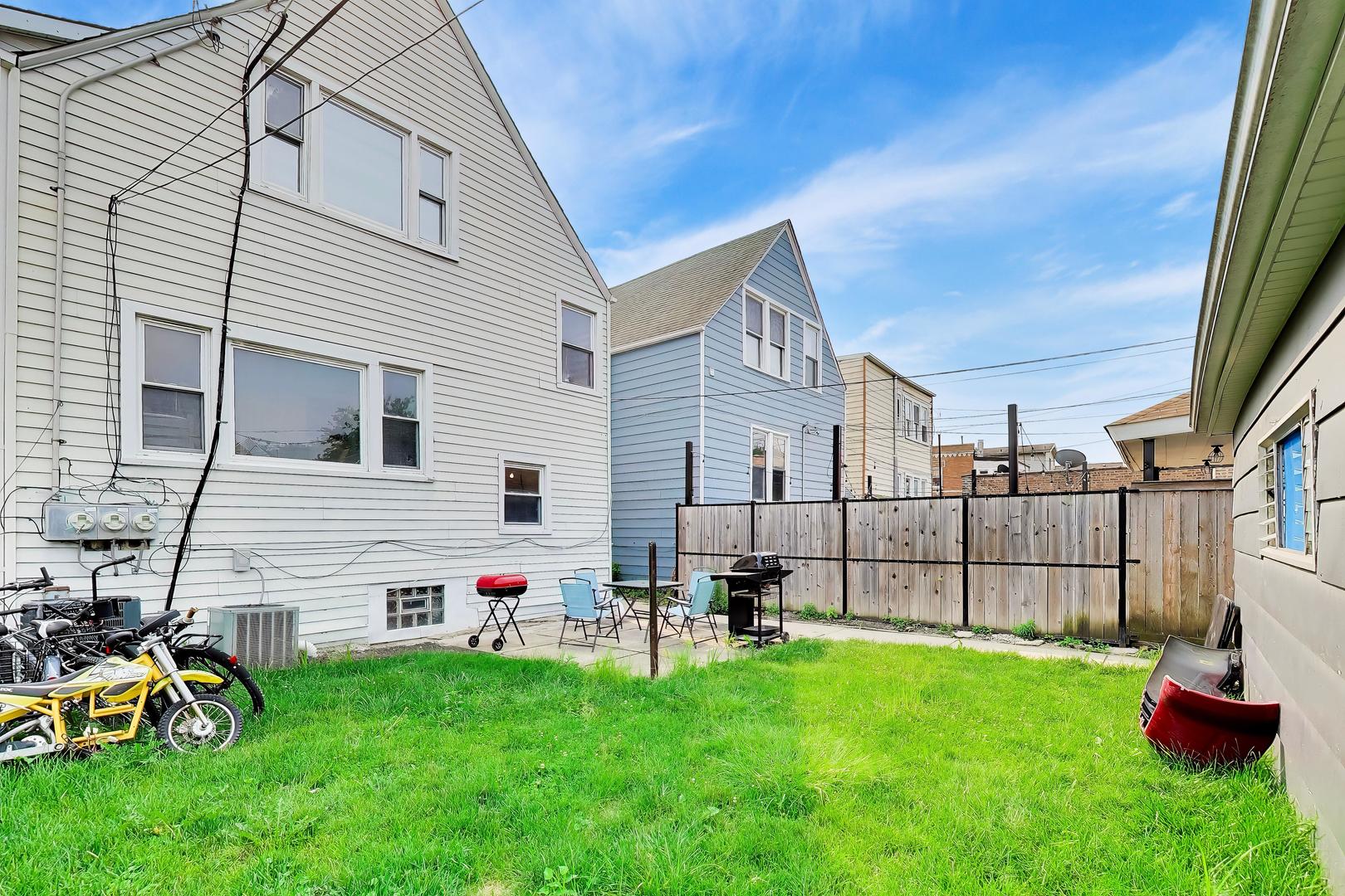 2206 N Kostner Avenue B Property Photo 23