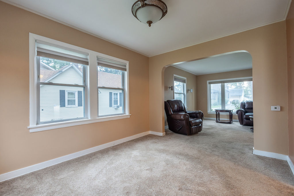 8024 S Christie Avenue Property Photo 11
