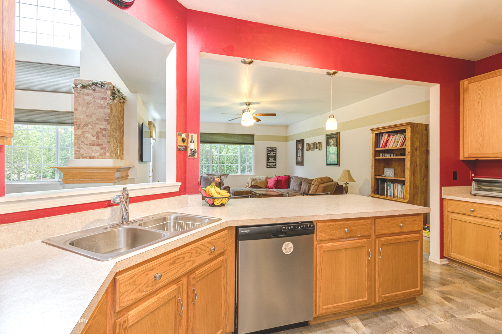 2320 Stonegate Road Property Photo 13
